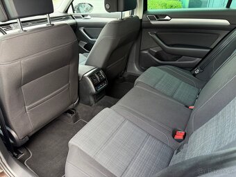 VW Passat 2.0 tdi 110 kw FACELIFT / 2020 / DPH - 11