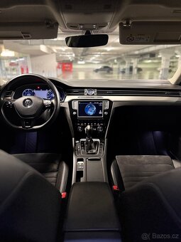 Volkswagen Passat B8 Highline DSG 2.0 tdi krásný stav - 11