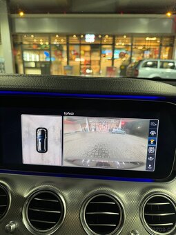 Mercedes-Benz e220d w213 143kW AMG paket - 11