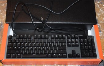 SteelSeries Apex 7S, magnet. podložka, OLED display,USB hub - 11