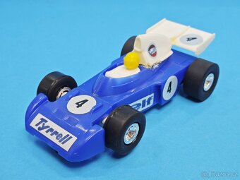 Repasované retro autíčka Ites autodráha - 11