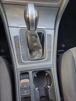 Volkswagen Golf 7 kombi 1.6 TDI - 11