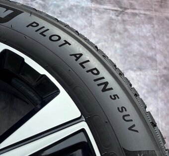 Orig.alu Bicolor Volvo XC60 235/55R19 více sad - 11
