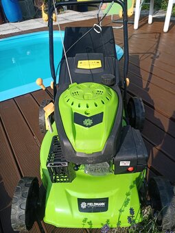Sekačka motorová Fieldmann levně - 11