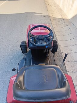 Prodám zahradní traktor MTD - 11