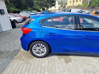 FORD FOCUS Titanium, r. v. 2020, plný servis - 11