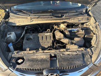 Hyundai ix35 - 11