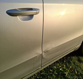 VW Passat B7 2.0 103 KW - 11