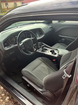 Dodge Challenger 5.7 - 11