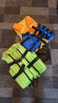 nafukovací člun Intex Excursion 5 se stříškou a motorem - 11