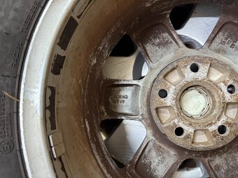 SADA ALU KOL ŠKODA 1Z0601025K 5x112 57,1mm ET47 195/65 R15 - 11