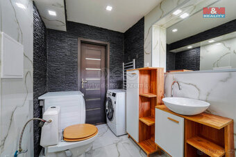 Prodej bytu 2+1, 55 m², Ostrov, ul. Šafaříkova - 11