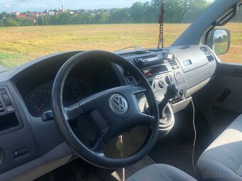 VW Transporter T5 - 11