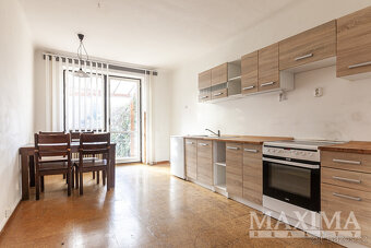 Dům 5+kk o ploše 160 m2 - Praha, Čimice - 11