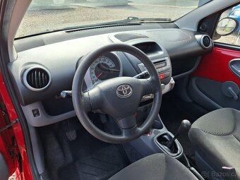 Toyota Aygo 1.0i 50KW Cool ,5 Dveří - 11