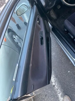 Prodám nebo vyměním Mazda MX3, 6V. Druhý majitel… - 11