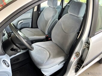 Citroën C3 1.1i Klima, ČR, 2.Majitelka, 133.000km, STK 06/26 - 11