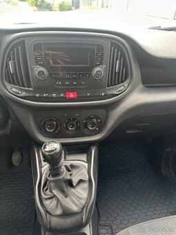 Fiat Doblo MAXI 1.4 CNG 88kw, ČR, po 1. majiteli, nová STK - 11