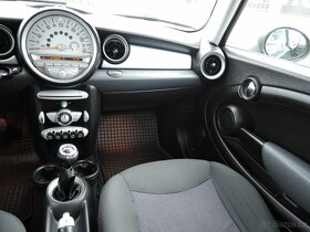 Mini Cooper Clubman 1,6i Park.senzory 2008 - 11