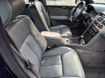 Mercedes-Benz Třída E 320i 4x4 - 11