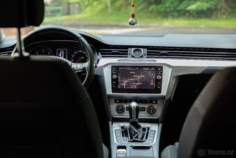 VW Passat Variant 2.0 TDI - 110KW - DSG - 11