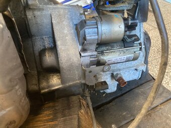 Motor 1.2 HTP CGPB 44KW najeto pouze 53 000KM - 11