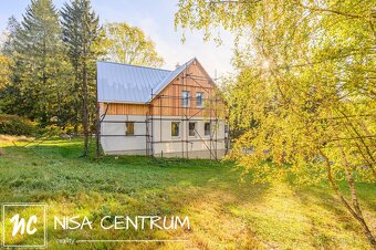 Prodej rodinného domu, 255 m2, pozemek 7442 m2 v horské obci - 11