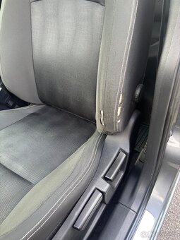 Nissan Qashqai 1.6 dci 96kw, 4x4, DPH - 11