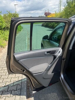 VW TIGUAN 2.0 TDI 103 kW, 4x4, SERVISKA, XENONY - 11