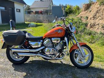 Honda Magna VF 750C - 11