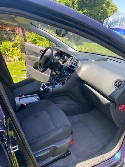 Peugeot 5008 - 11