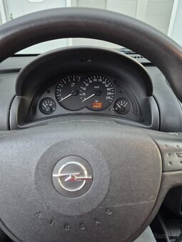 Prodám Opel Corsa 1.0benzín, 43kw - 11