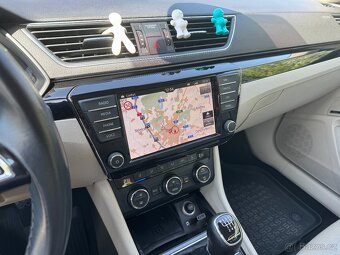 Škoda Superb 2,0TDi 140KW, L&K, ČR, DPH, MANUÁL, TAŽNÉ - 11