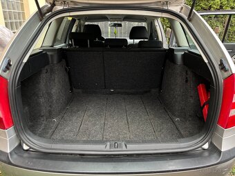 Škoda Octavia 2, 1.6 MPI 75kw Combi - 11