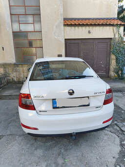 Škoda Octavia 1.4 tsi Gtec pravidelné servisy a Výborný stav - 11