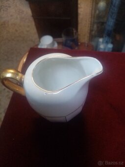 Starožitná porcelánová konvice na mléko - 11