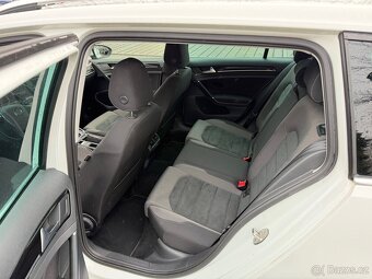 VW Golf, 110 kW, top výbava - 11