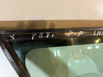 ŠKODA YETI - 5L - 2009-2012 - dveře PP - 9452 - 11