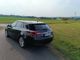 Opel Insignia sports tourer sw 2.0cdti - 11
