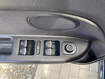 Volkswagen Golf Plus, 1.4i 59kW - STYLE -CLIMATRONIC - 11