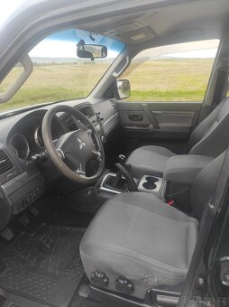 Mitsubishi Pajero 3,2 Di-d  147kw - 11