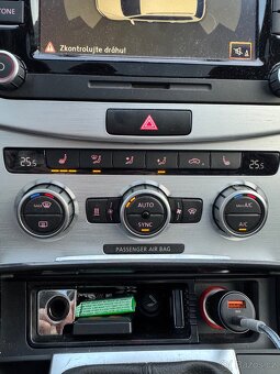 Volkswagen Passat B7 Alltrack 2.0 TDI 103kw - 11