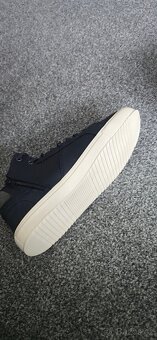 Prodám více párů bot NOVÉ - 11