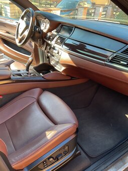 BMW X6 individuál  225 KW - 11