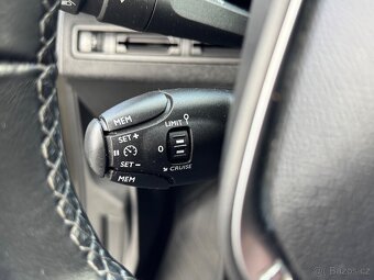 Peugeot 3008 Allure 1.2 PureTech ČR 1M DPH - 11