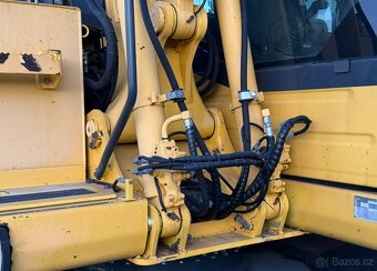 Kolový bagr/nakládač/ KOMATSU PW 148-11 - 11