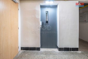 Prodej skladu, 54 m², Praha 3, ul. Biskupcova - 11