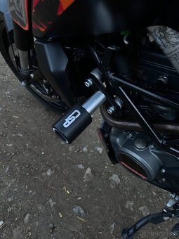 Ktm duke 125 (r.v.2016) - 11