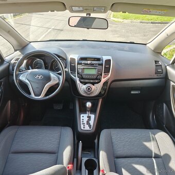 Hyundai ix20 1.6i automat 62.tis.km Švýcarsko ročník 1942 - 11