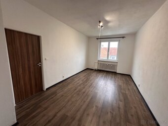 Pronájem prostorného bytu 3+1 Lovosice, ulice Terezínská - 11